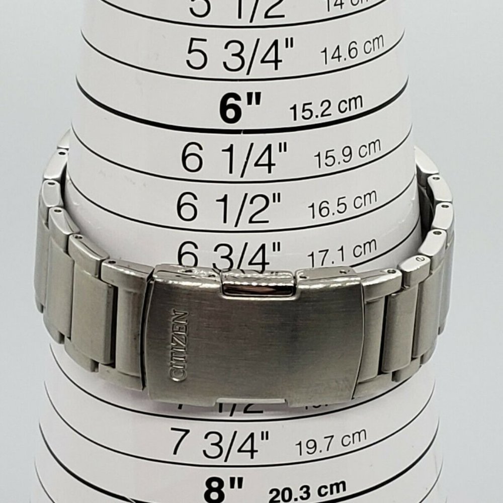 Citizen 891020439 Chronograph Men's Watch - Picture 6 of 6